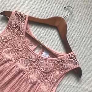 Time & Tru | cold shoulder top w/bell sleeves | size: L (12-14)